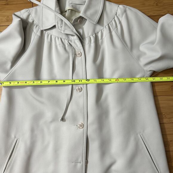 Vintage Forecaster of Boston Beige Rain Coat Parisian NYC Coastal Chic Sz 11/12 - Picture 7 of 9